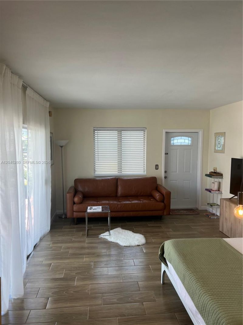 7720 Harding Ave, Unit 8, Miami Beach, FL 33141 Photo