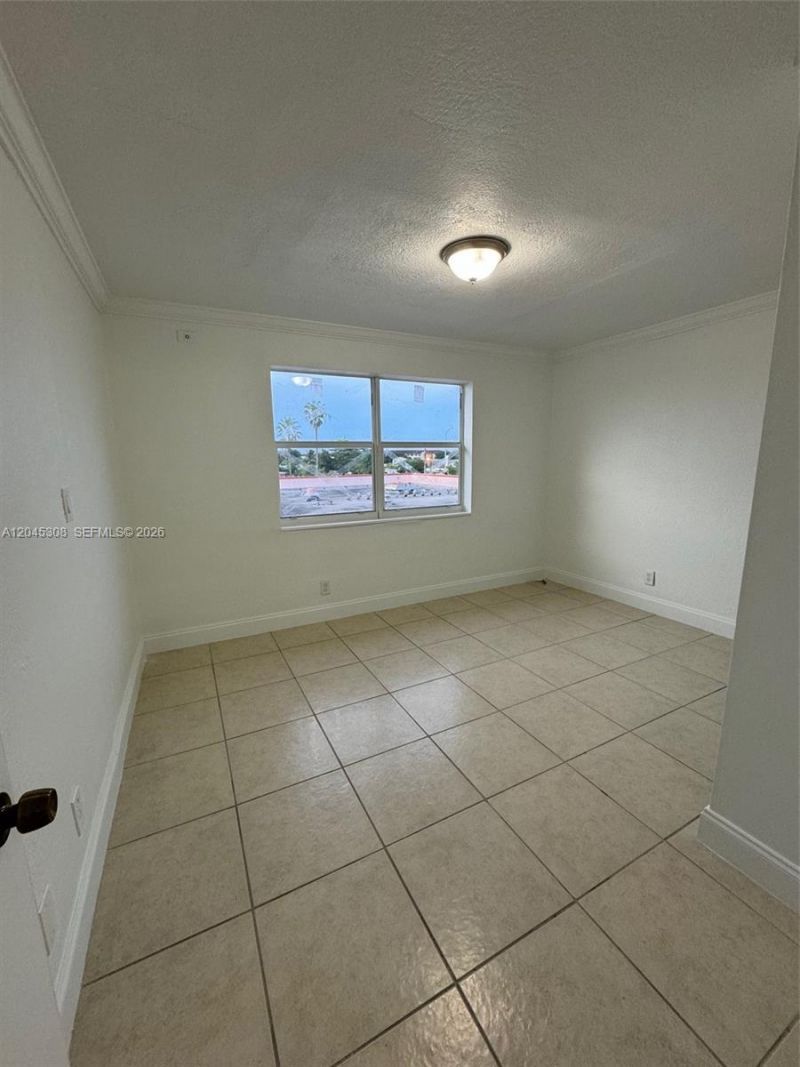 11195 SW 1st St , Unit 314, Sweetwater, FL 33174 Photo