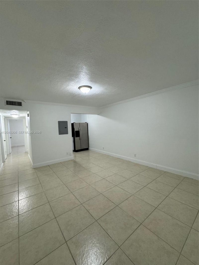 11195 SW 1st St , Unit 314, Sweetwater, FL 33174 Photo