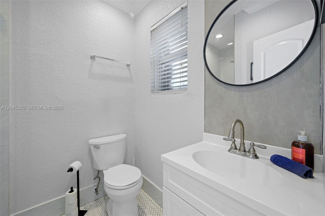 620 SW 7th St , Unit 1-6, Fort Lauderdale, FL 33315 Photo