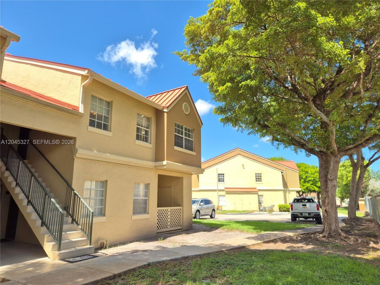 18310 NW 68th Ave , Unit P, Hialeah, FL 33015 Photo