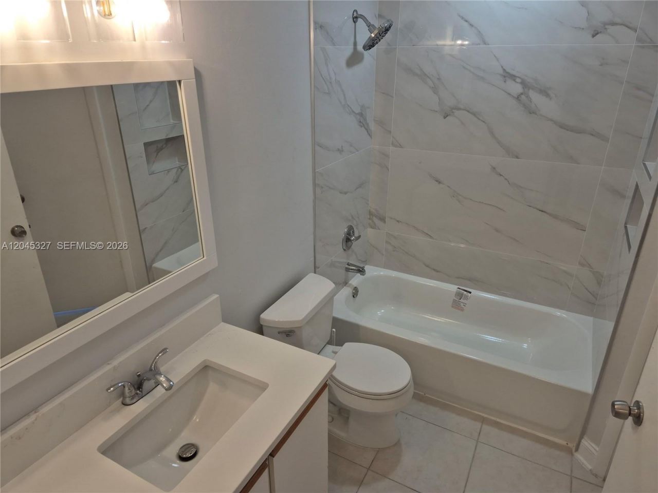 18310 NW 68th Ave , Unit P, Hialeah, FL 33015 Photo
