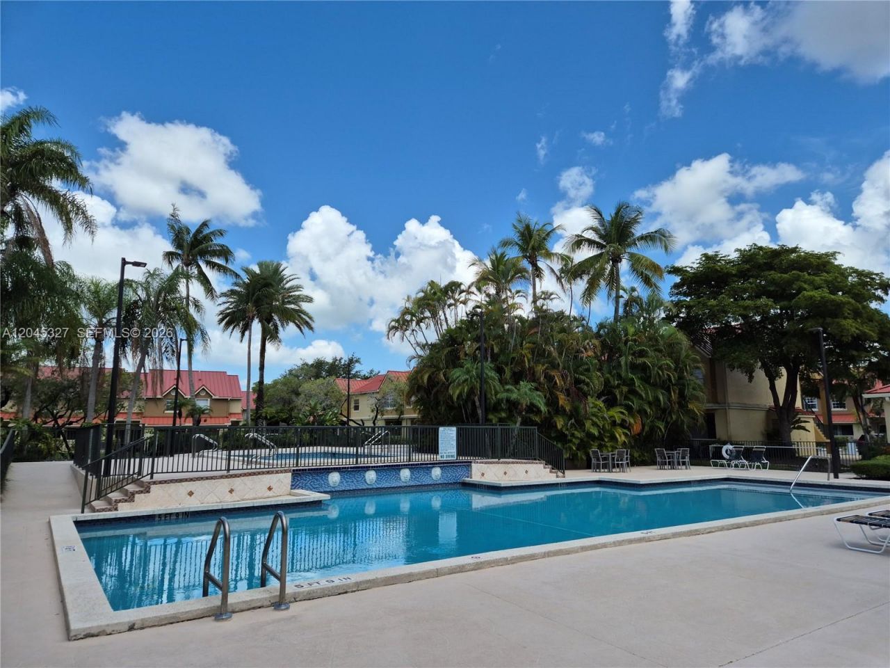 18310 NW 68th Ave , Unit P, Hialeah, FL 33015 Photo
