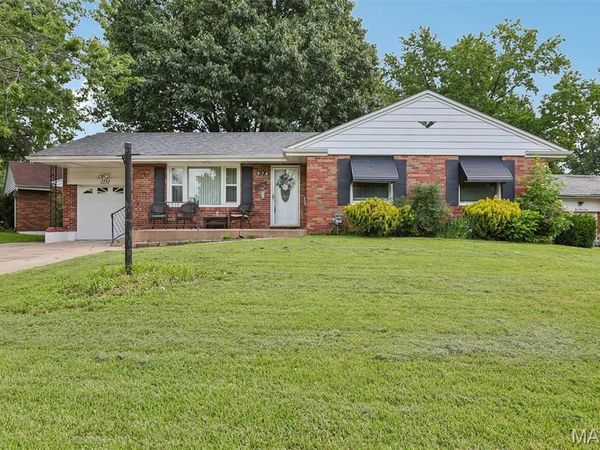 1131 Dunford Drive, St Louis, MO 63137