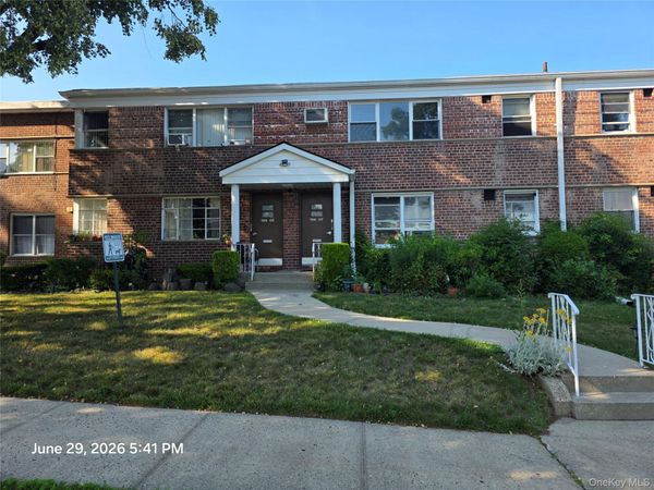 19607 Dunton Ave , Unit 1C, Holliswood, NY 11423