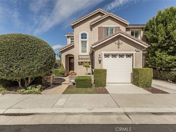 7049 N Cedar Hill, Fresno, CA 93722