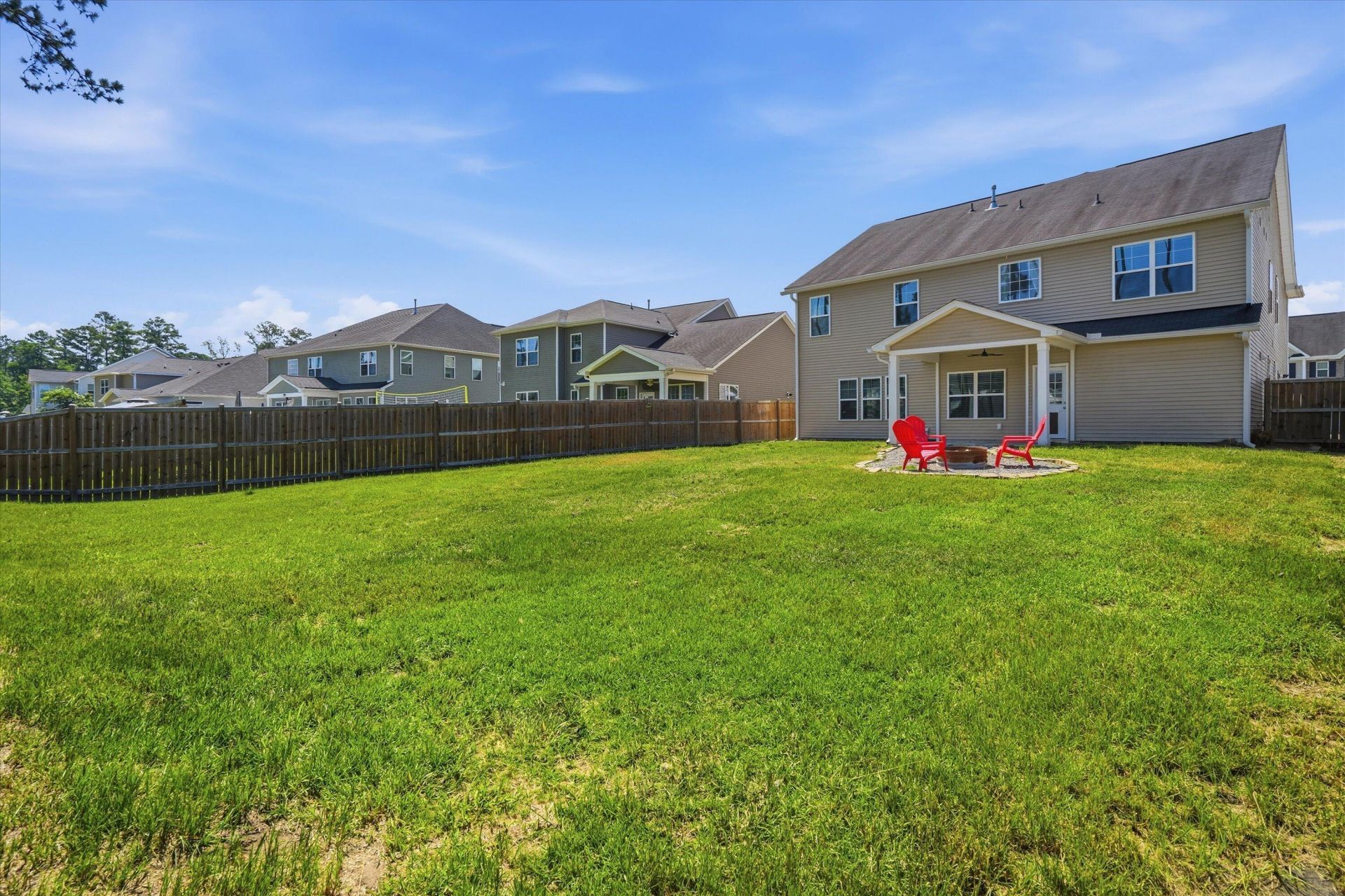 295 Saxony Loop Photo 48