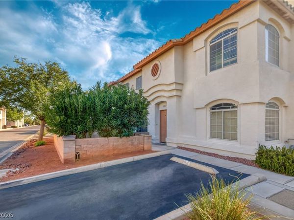 224 Star Cluster Circle , Las Vegas, NV 89145