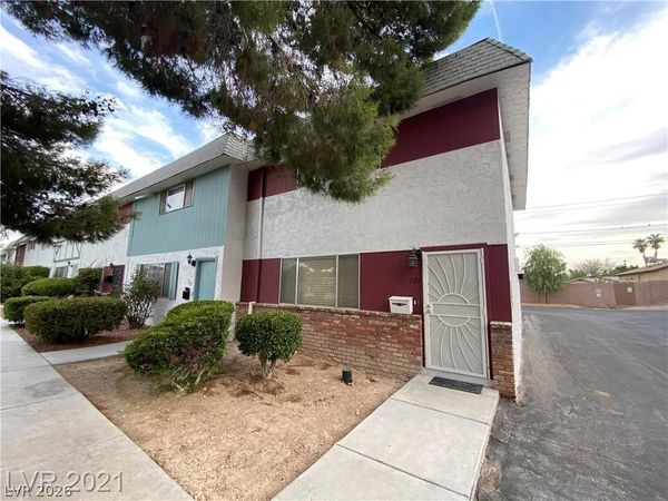 727 Greenbriar Townhouse Way , Las Vegas, NV 89121