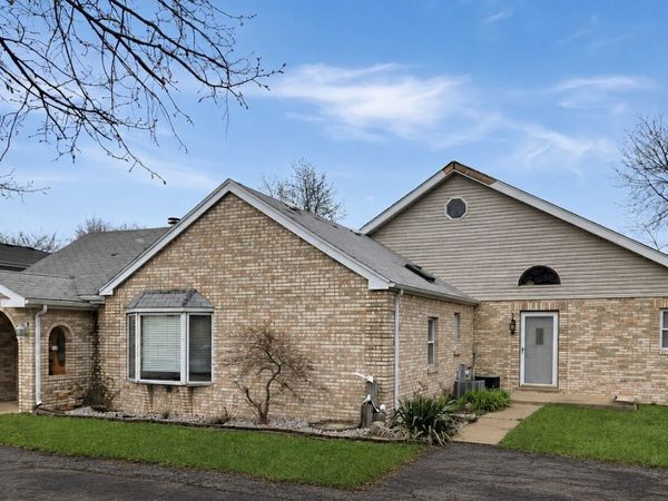 16621 84th Avenue, Tinley Park, IL 60477