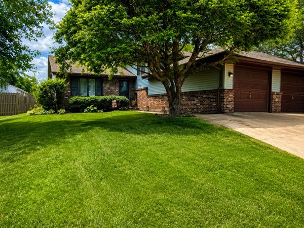 531 W Oak Street , Coal City, IL 60416
