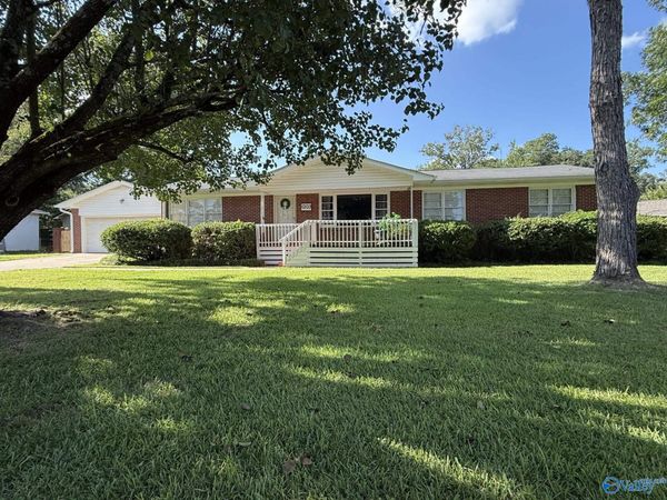 1203 Alcott Road, Gadsden, AL 35901