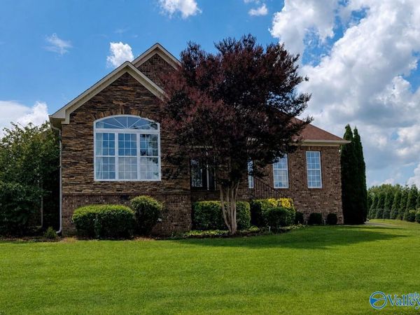 17043 Cliff Drive, Athens, AL 35613