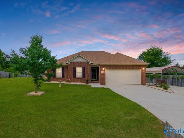 205 Maltese Court, Huntsville, AL 35811
