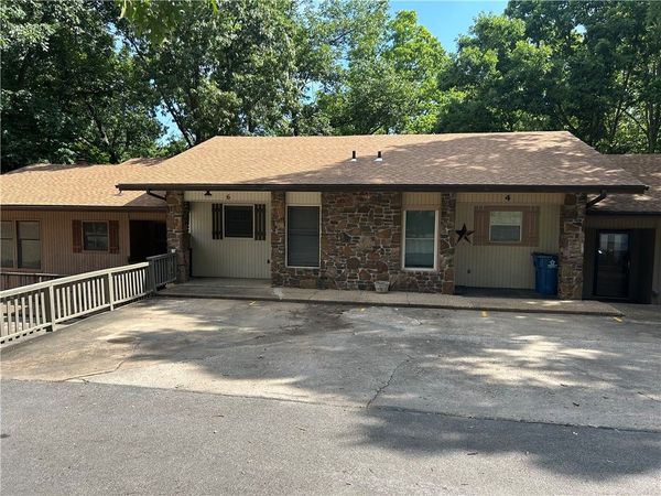 6 William Lane , Bella Vista, AR 72715