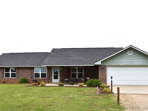 2921 E 2090 Road, Hugo, OK 74743