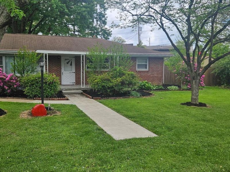 823 Wayne Drive, Heath, OH 43056 Photo 1