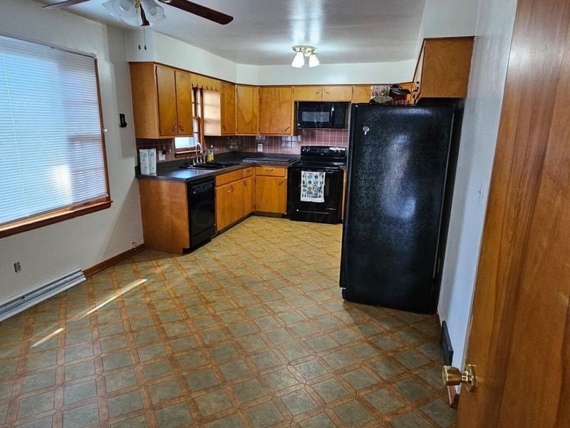 823 Wayne Drive, Heath, OH 43056 Photo 12