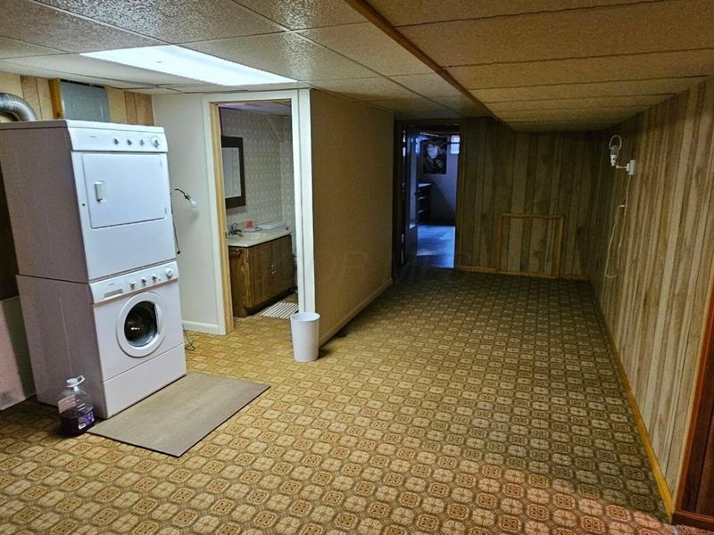 823 Wayne Drive, Heath, OH 43056 Photo 12