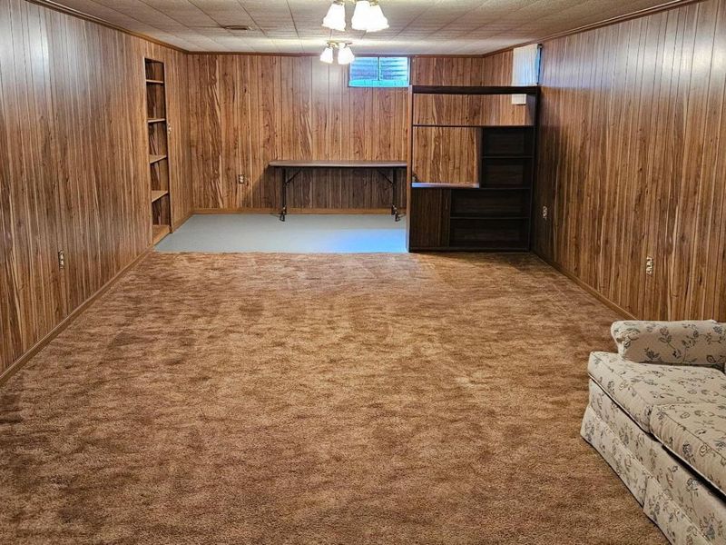 823 Wayne Drive, Heath, OH 43056 Photo 4