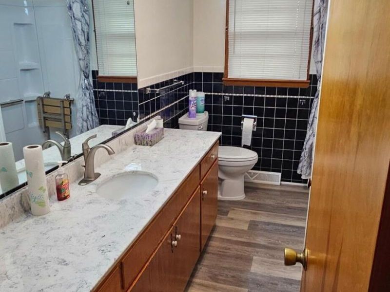 823 Wayne Drive, Heath, OH 43056 Photo 9