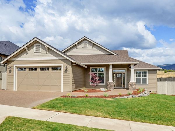505 Autumn Hills Drive, Medford, OR 97504