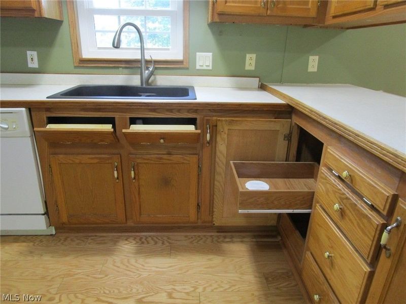 888 Long Shadow Lane, Roaming Shores, OH 44085 Photo 20