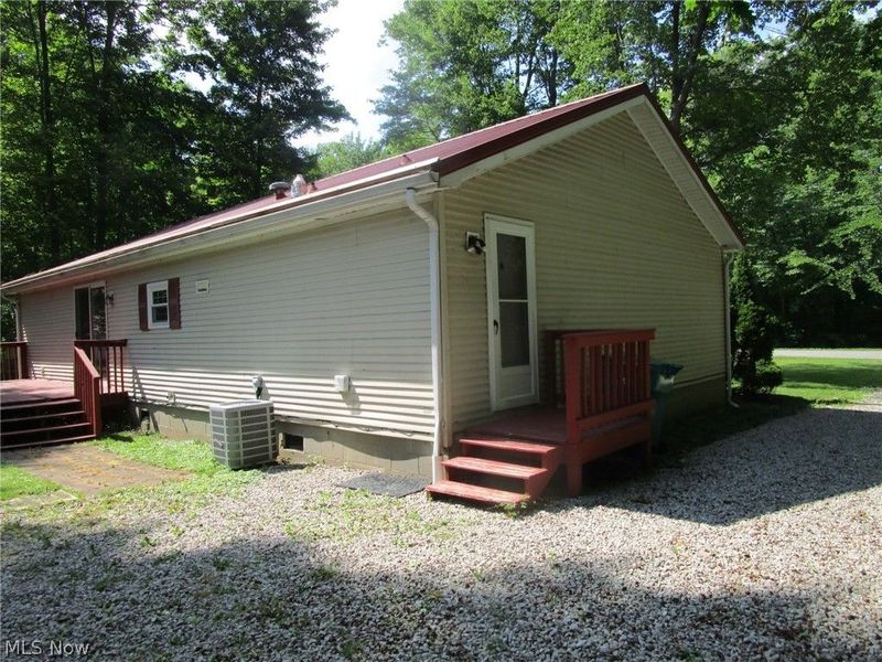 888 Long Shadow Lane, Roaming Shores, OH 44085 Photo 36