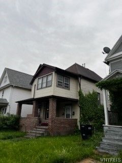 542 10th Street, Niagara Falls, NY 14301 Main Photo