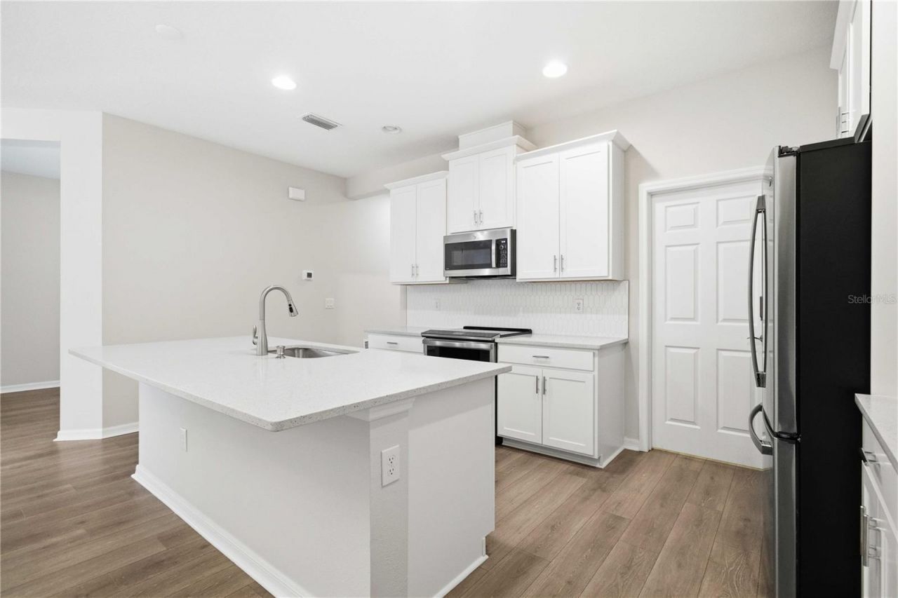 5918 Fiore Drive , Bradenton, FL 34208 Photo