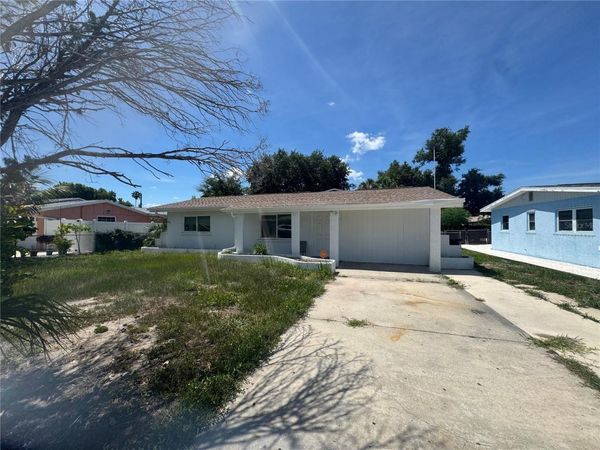 820 PINELAND AVENUE, VENICE, FL 34285