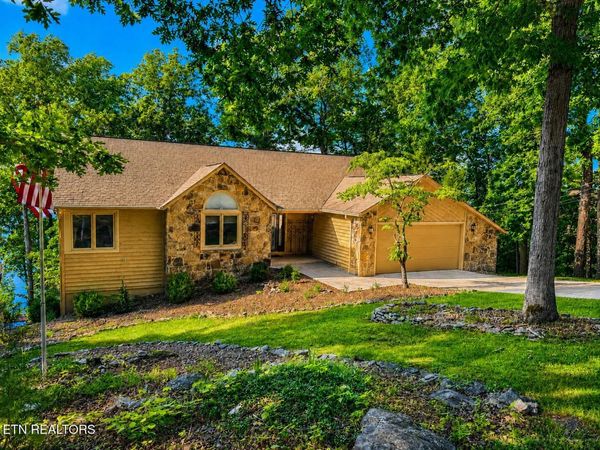 45 Markham Terrace, Crossville, TN 38558