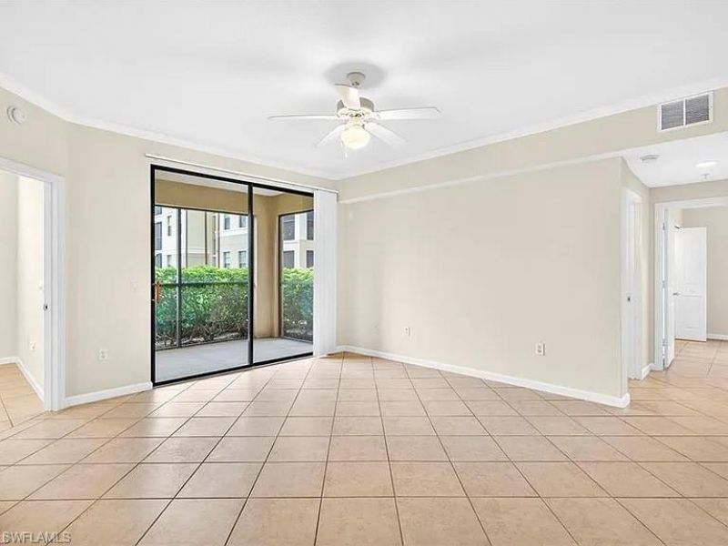 13010 Positano Cir, Unit 108, Naples, FL 34105 Photo