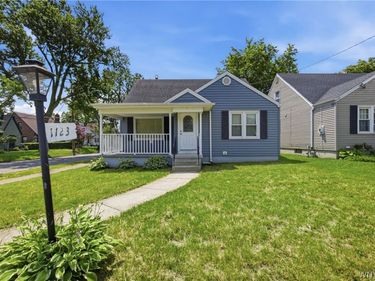1123 Vanderbilt Avenue, Niagara Falls, NY 14305