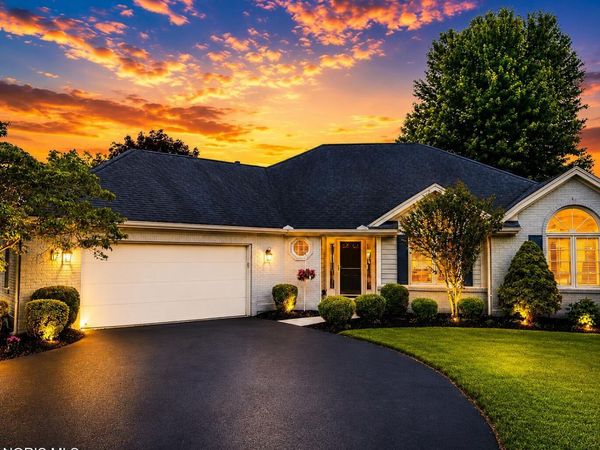 7913 N Shoreline Drive, Holland, OH 43528
