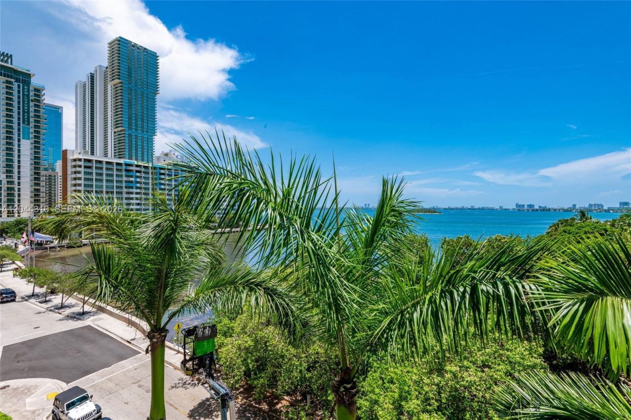 2000 N Bayshore Dr, Unit 516, Miami, FL 33137 Photo