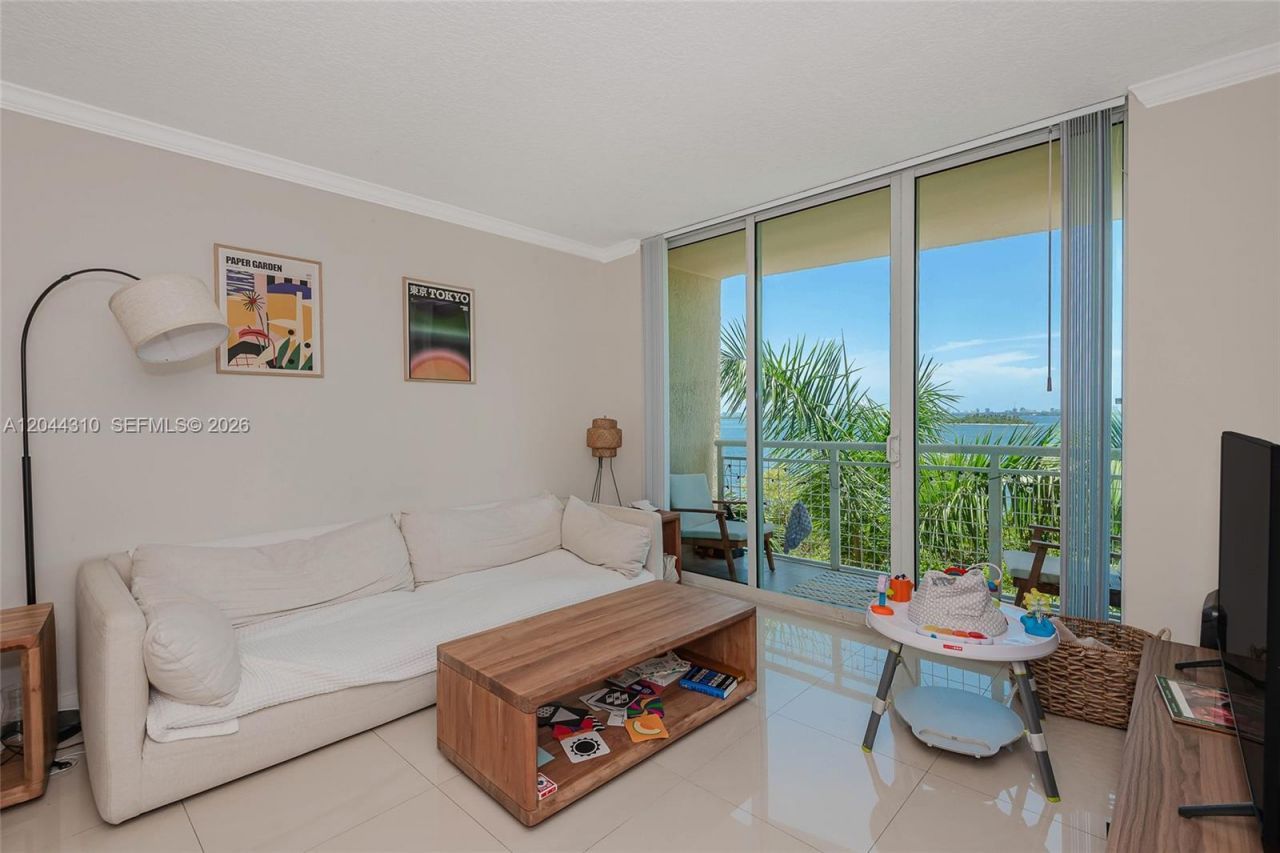2000 N Bayshore Dr, Unit 516, Miami, FL 33137 Photo