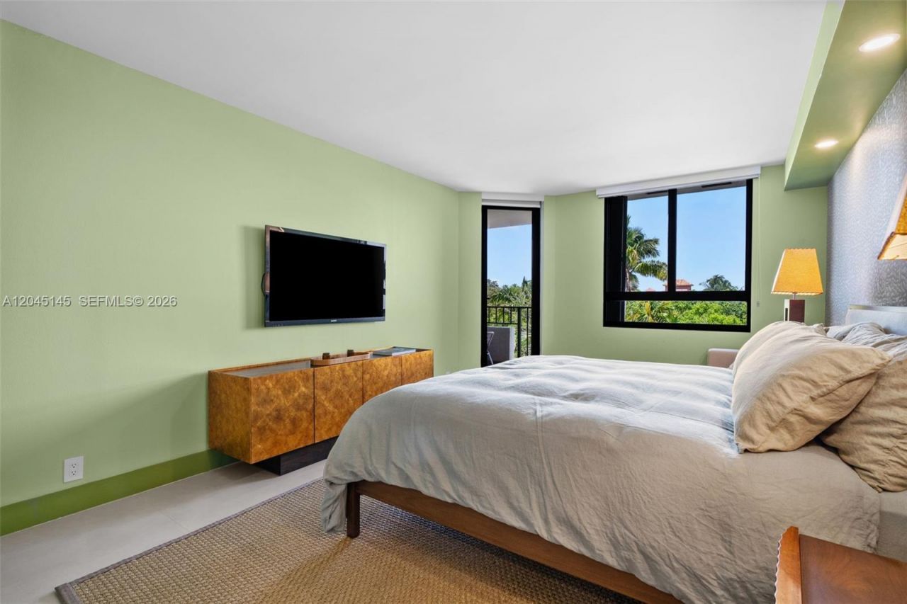 101 Crandon Blvd, Unit 371, Key Biscayne, FL 33149 Photo