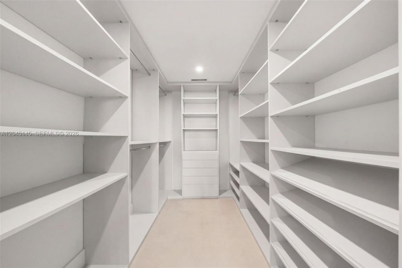101 Crandon Blvd, Unit 371, Key Biscayne, FL 33149 Photo
