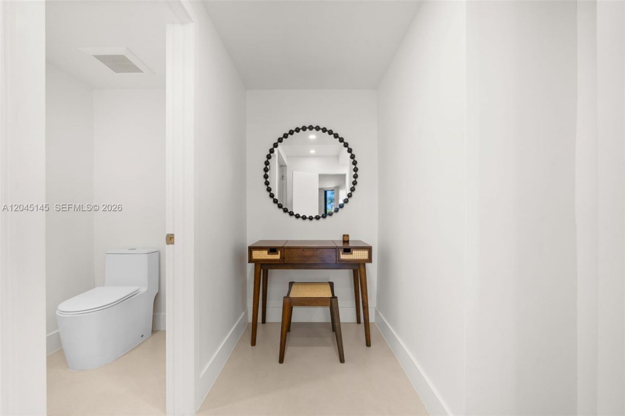 101 Crandon Blvd, Unit 371, Key Biscayne, FL 33149 Photo