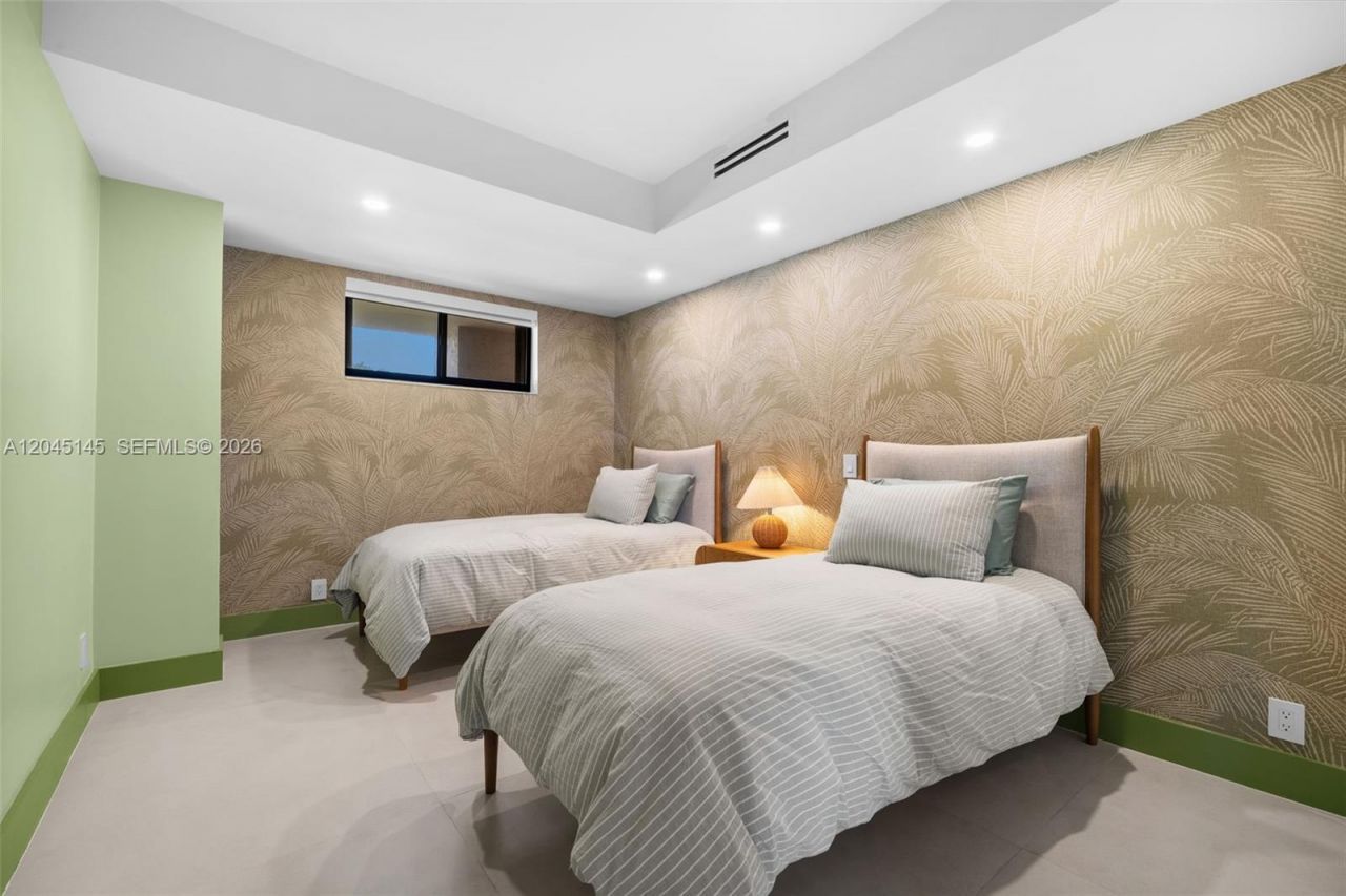 101 Crandon Blvd, Unit 371, Key Biscayne, FL 33149 Photo