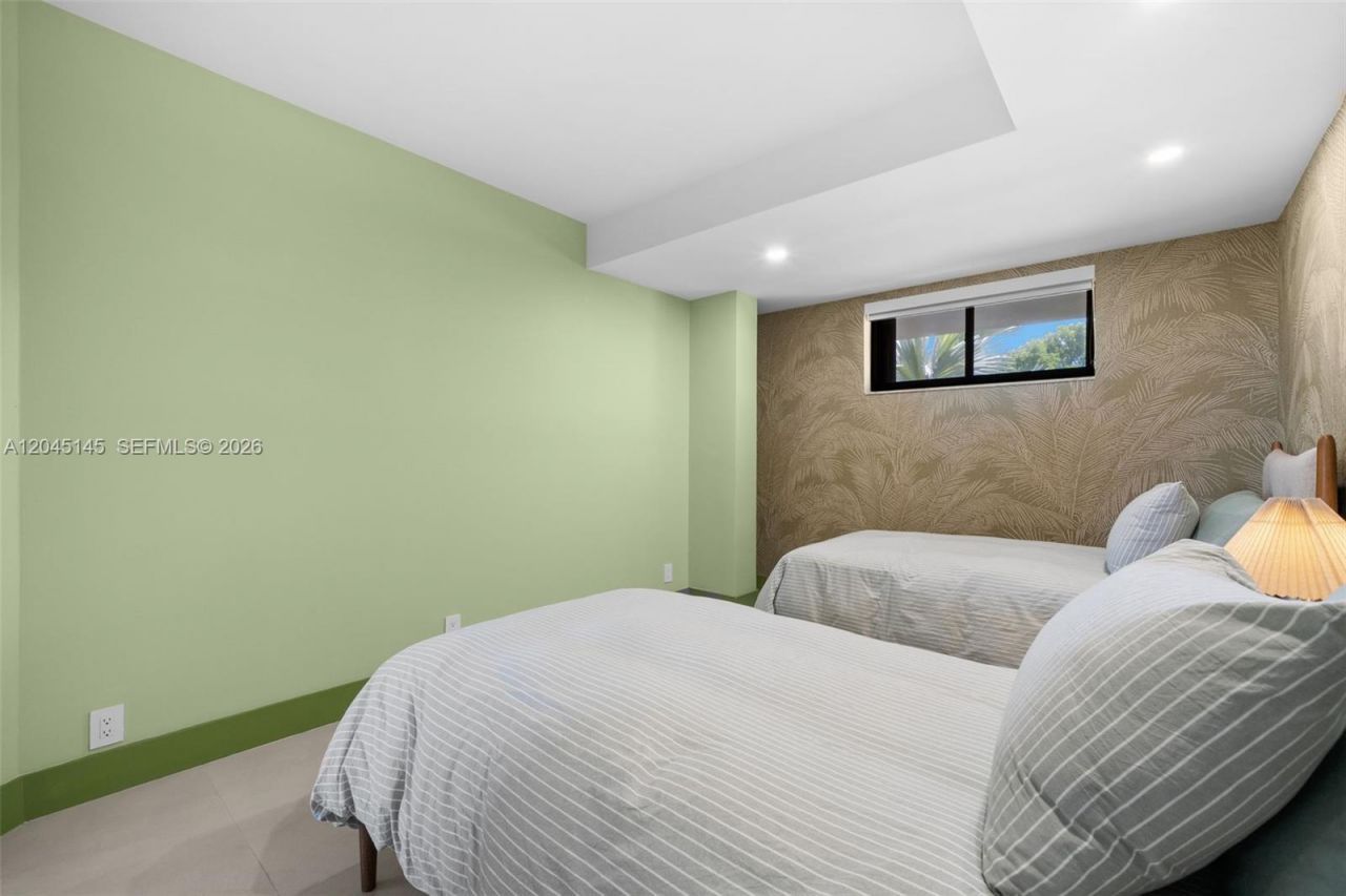 101 Crandon Blvd, Unit 371, Key Biscayne, FL 33149 Photo