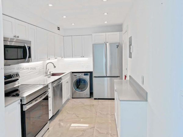 6770 Indian Creek Dr , Unit PH-A, Miami Beach, FL 33141