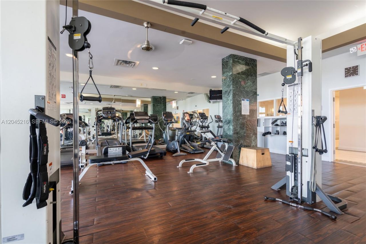6770 Indian Creek Dr, Unit PH-A, Miami Beach, FL 33141 Photo