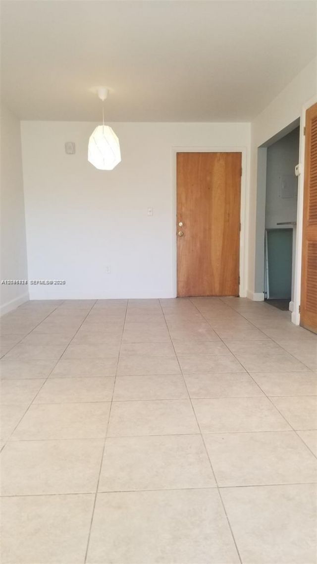 645 NE 121st St , Unit 306, North Miami, FL 33161 Photo