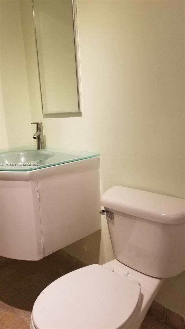 645 NE 121st St , Unit 306, North Miami, FL 33161 Photo