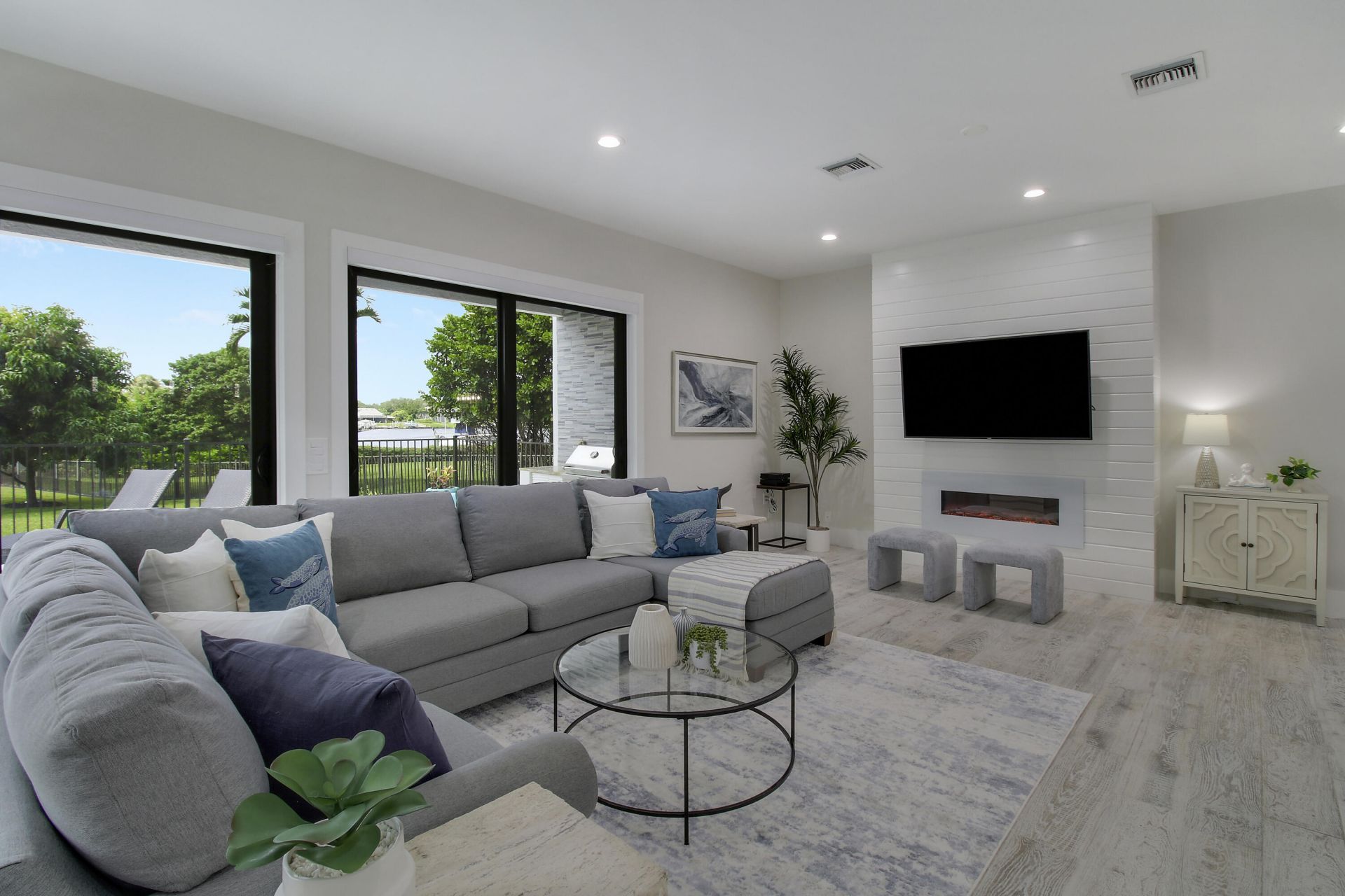 18411 SE Lakeside Drive, Jupiter, FL 33469 Photo
