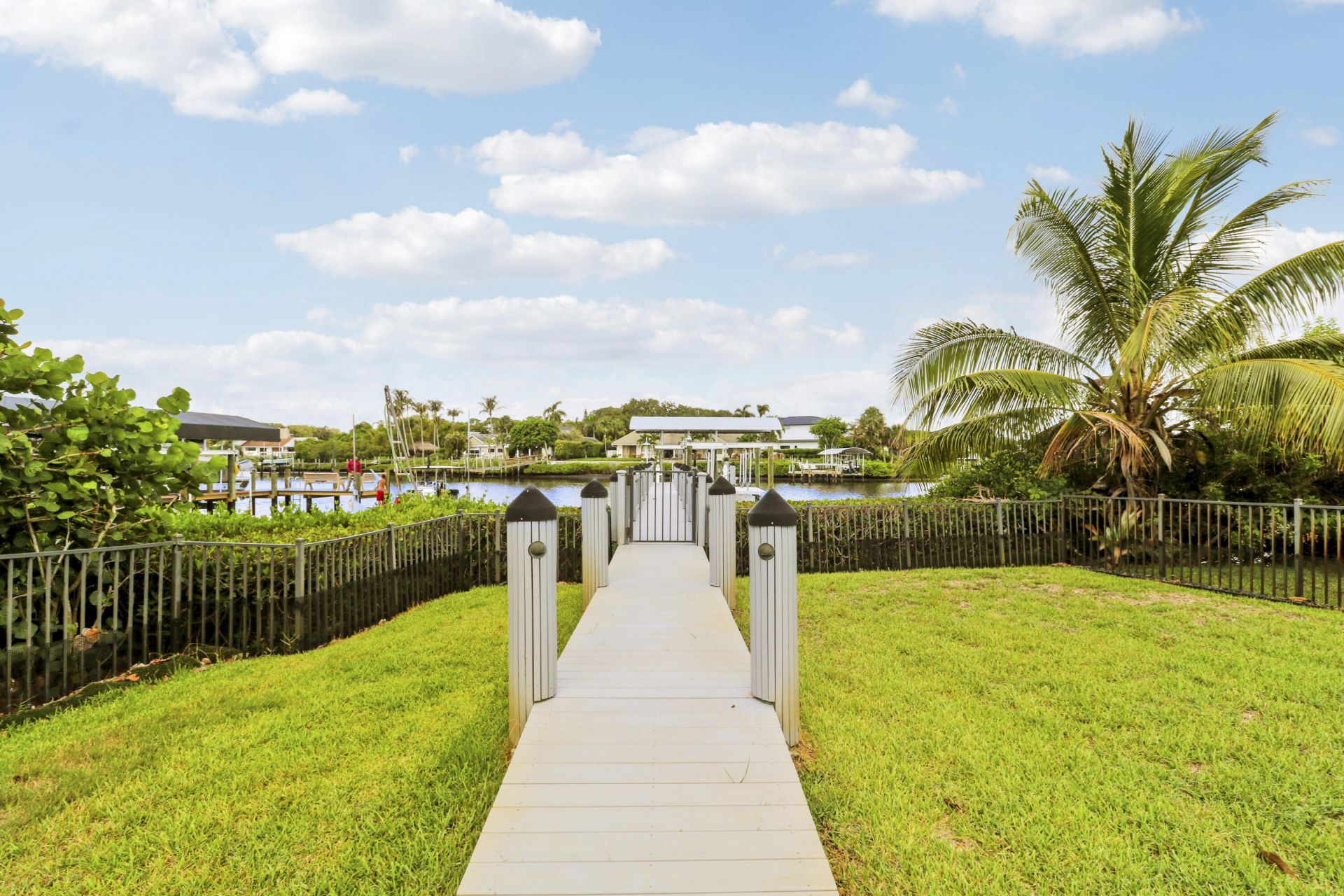 18411 SE Lakeside Drive, Jupiter, FL 33469 Photo