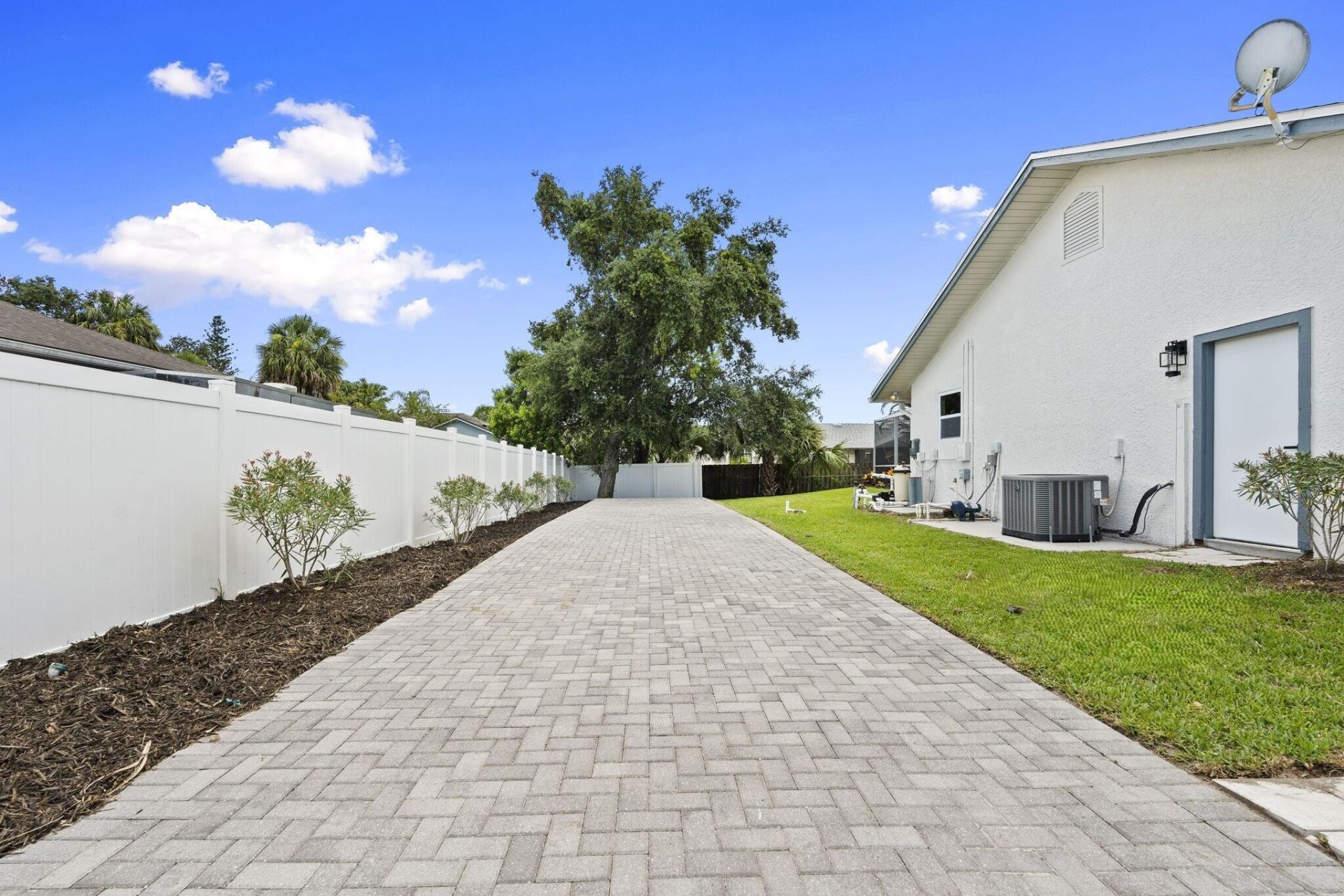 1952 SW Import Drive, Port Saint Lucie, FL 34953 Photo