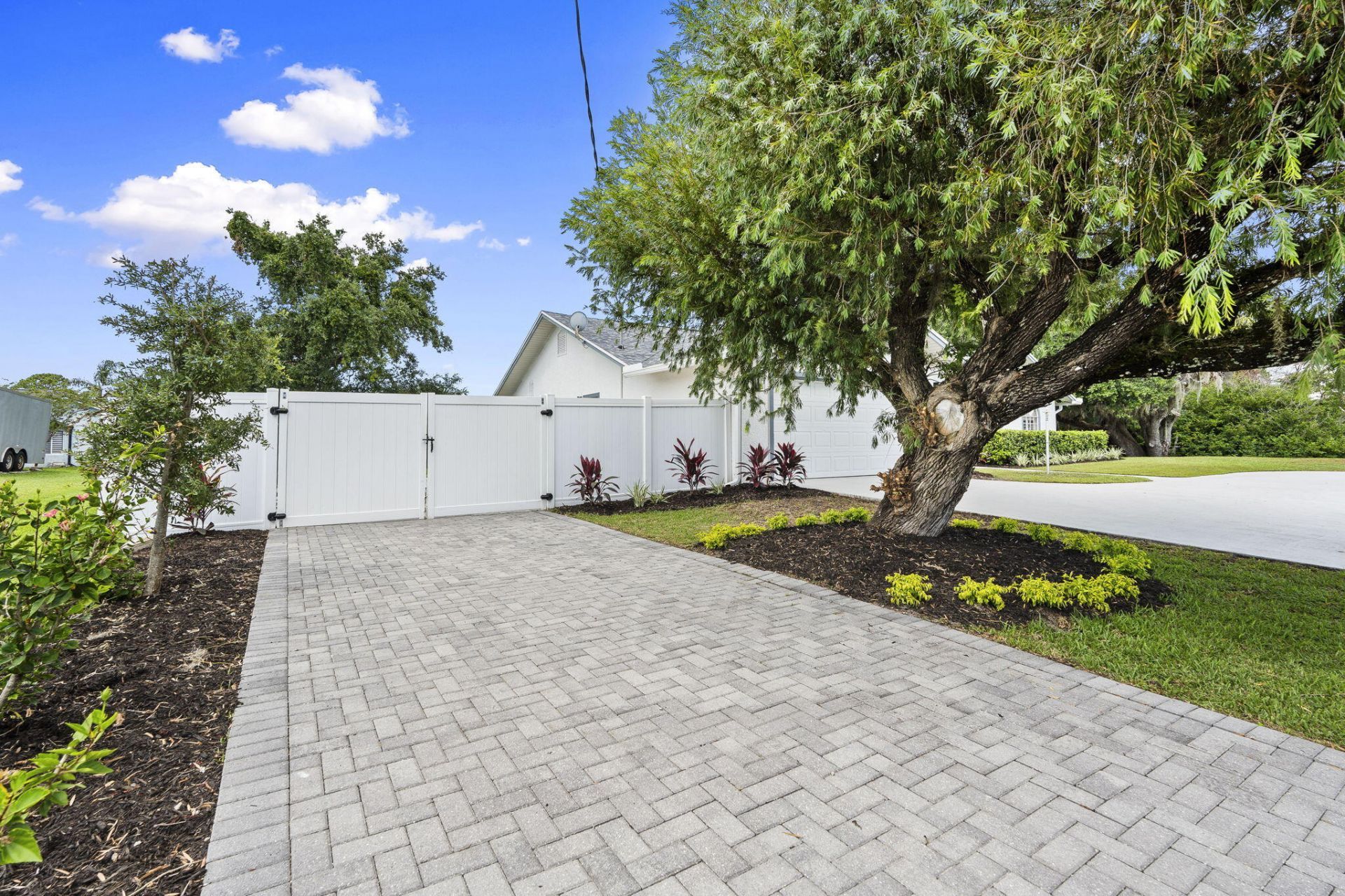 1952 SW Import Drive, Port Saint Lucie, FL 34953 Photo